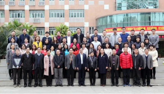 说明: /__local/F/C5/E4/BEB3FFD711B9256863794CA9090_40911C12_BA061.png